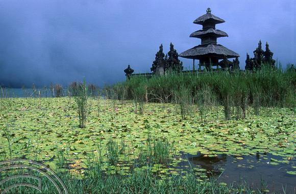 T7973. Pura Ulun Danu Beratan. Bali. Indonesia.  October 1998