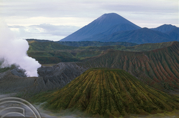 T8185. Dawn at Mount Bromo. Java. Indonesia. 19th November 1998