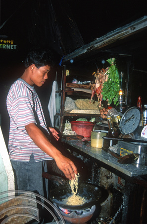 T8315. Street food vendor. Yogyakarta. Java. Indonesia.  November 1998
