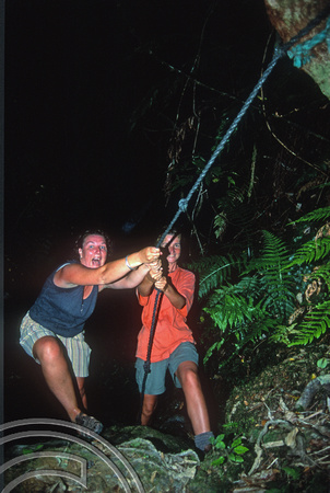 T8776. Lynn and Alison. Hopewell backpackers. Kenepuru Sound. Sound. South Island. New Zealand.  8th February 1999