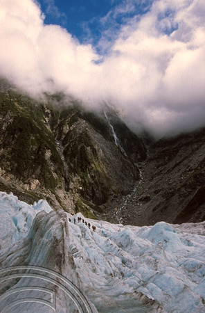 T8922. People on the glacier. Franz Josef Glacier. South Island. New Zealand. 20th February 1999