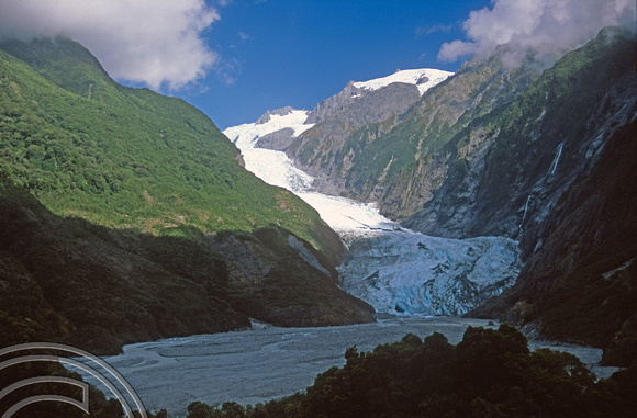 T8950. Glacier seen from its base. Franz Josef Glacier. South Island. New Zealand. 21st February 1999