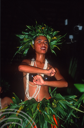 T9120. Dancer. Rarotonga. Cook Islands. March 1999