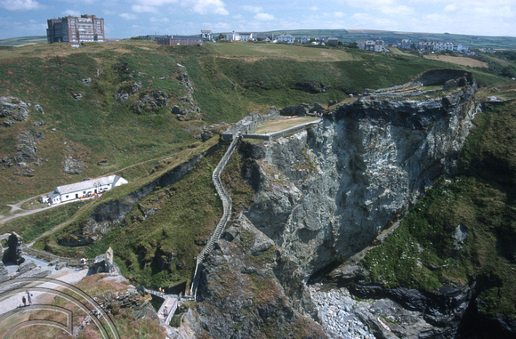 T9189. Ruins of Tintagel. Cornwall. England. 1st August 1999