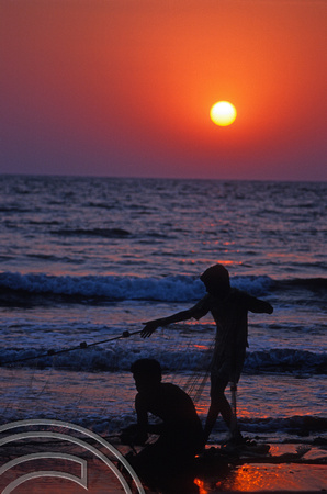 T9334. Fishing at sunset. Arambol. Goa. India. 29th January 2000
