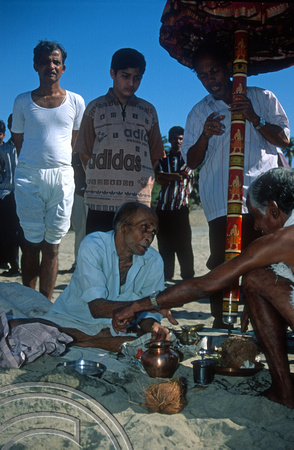 T9485. The Gods on the beach. Blessings. Arambol. Goa. India. 5th February 2000
