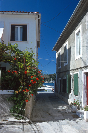 T10152. Village sidestreets. Lakka. Paxos. Ionian Isles. Greece. 24th September 2000