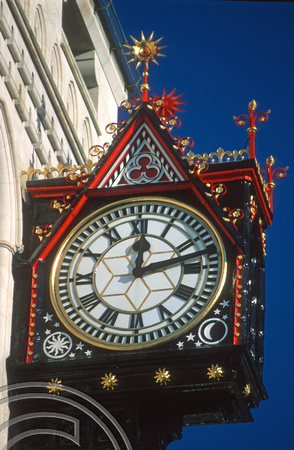 T10388. Clock on the Royal Courts of Justice. The Strand. London. England. 6th January 2001