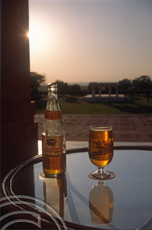 T4222. Sunset beer. Umaid Bhawan Palace. Jodhpur. Rajasthan. India. 14th December 1993