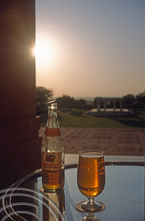 T4223. Sunset beer. Umaid Bhawan Palace. Jodhpur. Rajasthan. India. 14th December 1993