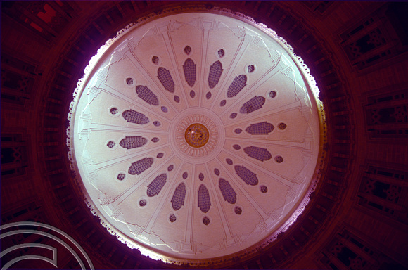 T4246. Looking up at the dome. The Umaid Bhawan Palace. Jodhpur. Rajasthan. India. 14th December 1993