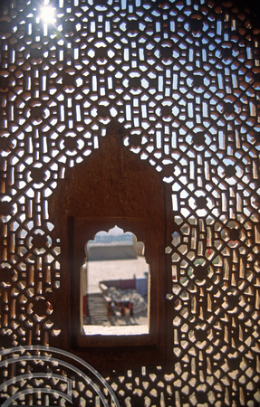 T4281. Sunlight through a stone screen. Jaisalmer. Rajasthan. India. December 1993