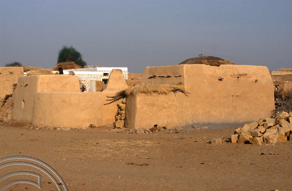 T4356. Village house and enclosure. Thar desert. Rajasthan. India. December 1993.