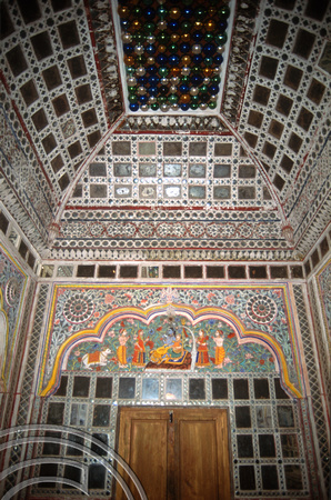 T4391. Ornate ceiling. The fort. Jodhpur. Rajasthan. India. December 1993.