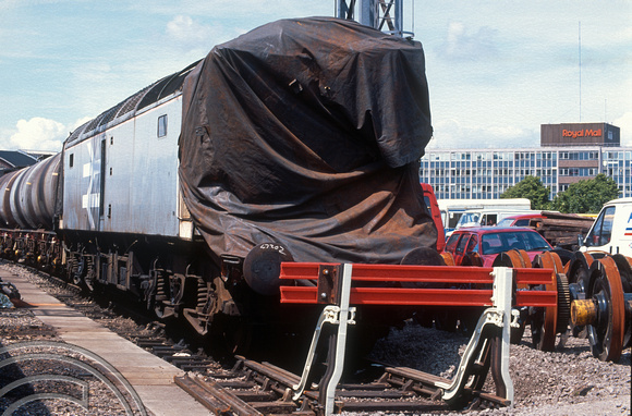 02743. 47202. Crash damaged. Bristol Bath Rd depot open day. Bristol. 26.06.1991
