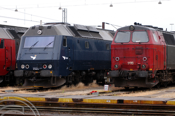 FDG1119. 1521. 1416. Copenhagen depot. Denmark. 19.6.04