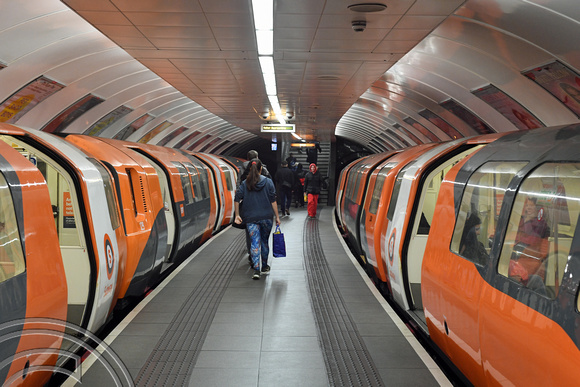 DG260801. Subway Kelvinhall. Glasgow. 7.12.16