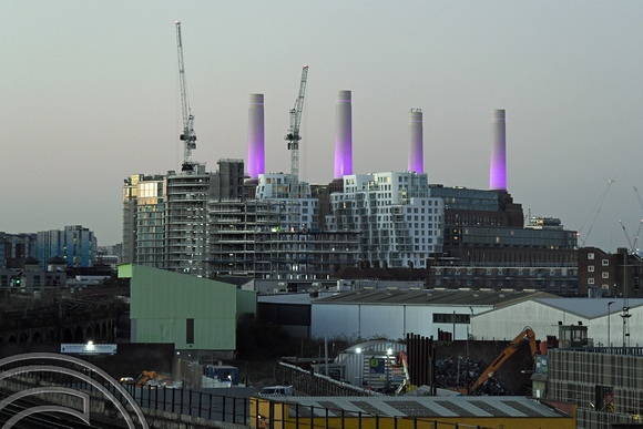 DG365395. The former Battersea Power station. 27.1.2022.