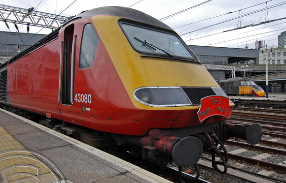 DG00920. 43080. Euston. 21.5.04.