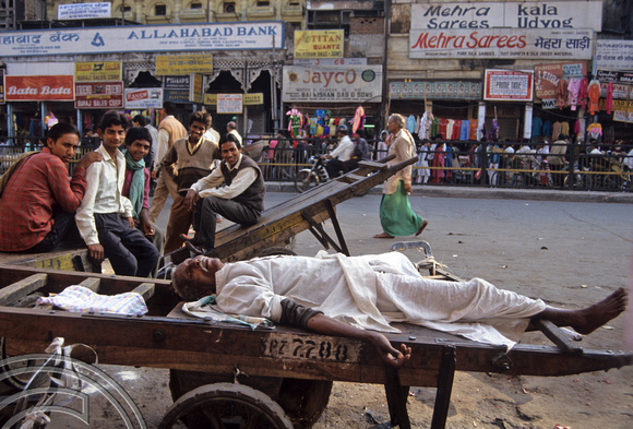 T4198. Sleeping. Chandni Chowk. Old Delhi. India. 1993