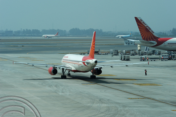 DG106550. VT-ESD. AI Airbus A321. IGIA. Delhi. India. 12.3.12.