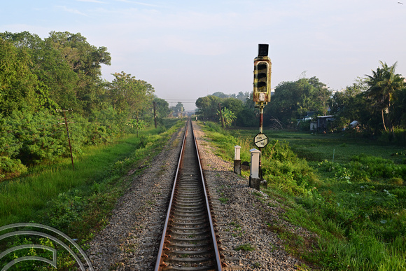 DG439041. The line South to Malysia. Hat Yai. Thailand. 13.2.2025.