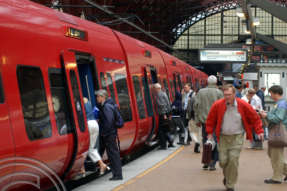 FDG1113. Pax. Copenhagen Central. 18.6.04.