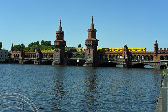 DG369787. Oberbaum Bridge. Berlin. Germany. 9.5.2022.