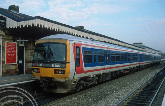 08693. 165107. 13.30 to Paddington. Maidenhead. 16.01.2001