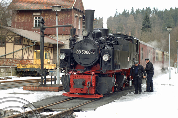 FDG3005. 99 5906. Alexisbad. Harz Railway. Germany. 17.2.06.