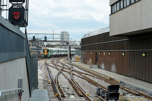 DG179746. New platforms 14 and 15. London Bridge. 22.5.14.