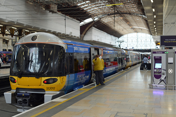 DG223278. 332012. Paddington. 1.9.15