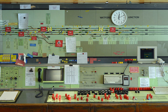 DG189625. Signalbox panel.  Watford Junction. 17.8.14.