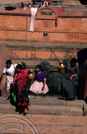 T7046. Water well. Patan. Kathmandu. Nepal. 1998.