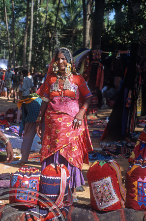 T5604. Tribal woman. The flea market. Anjuna. Goa. India. December 1995