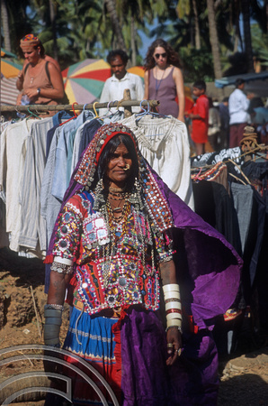 T5611. Tribal woman. The flea market. Anjuna. Goa. India. December 1995
