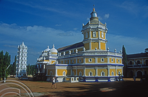 T5660. Shri Shantadurga temple. Ponda. Goa. India. December 1995