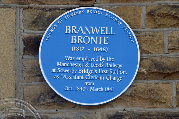 DG191730. Bronte plaque. Jubilee refreshment rooms. Sowerby Bridge. 30.8.14.