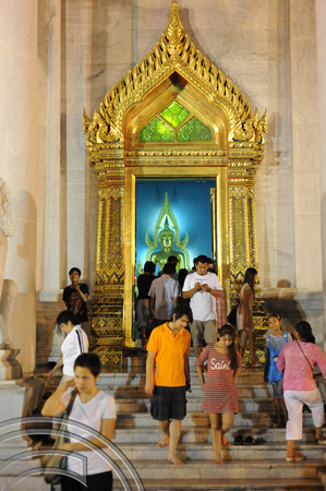 DG106376. Wat Benchamabophit. Bangkok. Thailand. 7.3.12.