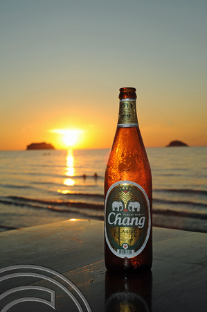 DG99372. A sunset beer Chang on Ko Chang. Thailand. 28.11.11.