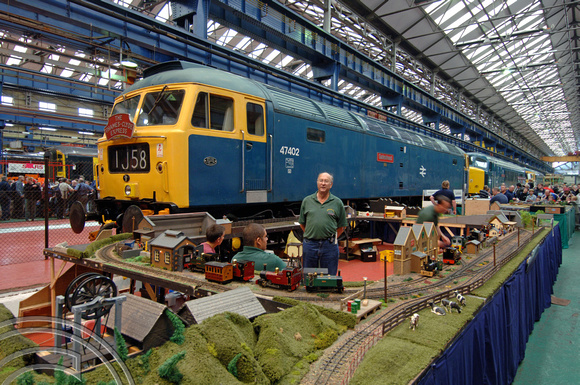 DG04479. 47402. Crewe works open day. 10.9.05.