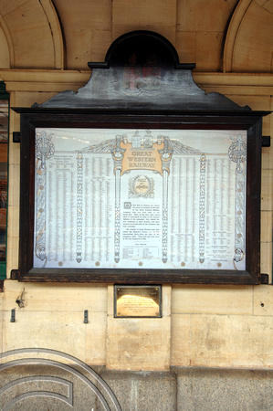 DG06434. GWR memorial. Exeter St David's. 12.6.06.