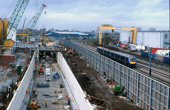 11375. C2C & CTRL2 construction.. Dagenham. 2002.
