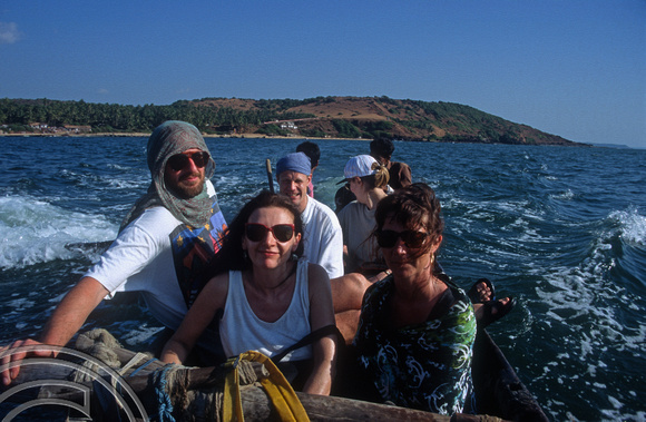 T5626. The gang. Anjuna to Arambol by boat. Goa. India. December 1995