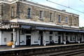 DG431421. Island platform station building. Swindon. 22.10.2024.