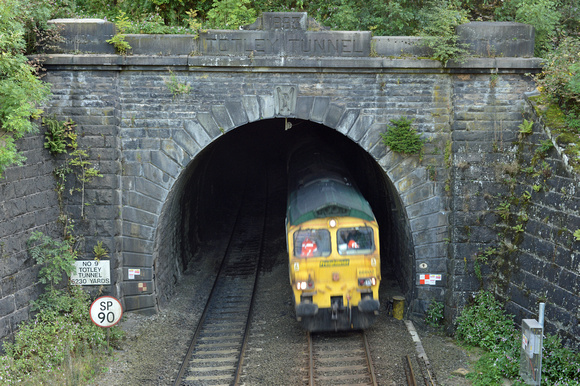 DG192653. The Totley tunnel. Grindleford. 8.9.14.