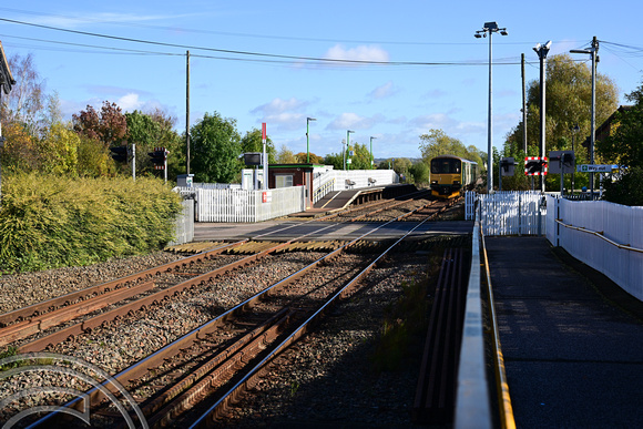 DG431363. 150127. 2S12. 1147 Bedford to Bletchley. Aspley Guise. 22.10.2024.