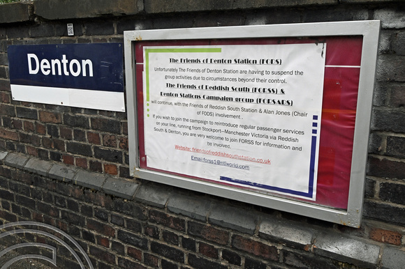 DG428274. Signage. Denton station. 21.9.2024.