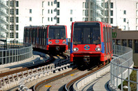 DLR (Docklands Light Railway)